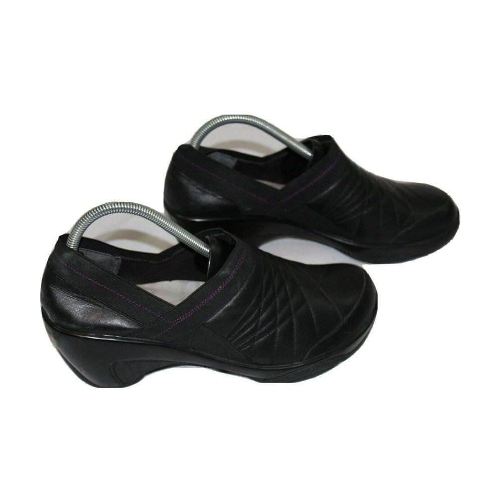J-41 Adventure On Sz 9M Brooke Womens Black Suede Slip On Clog Mules Hee…